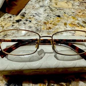 Coach glasses